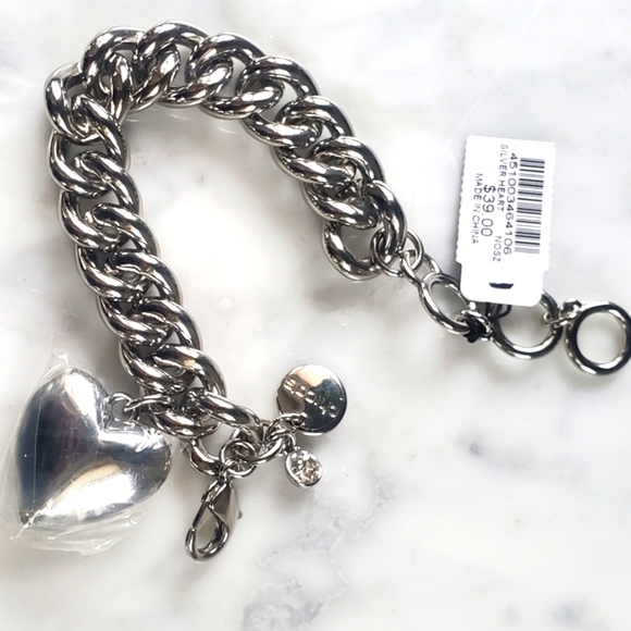 Chico's Chunky Chain Heart Necklace NWT - Picture 4 of 6